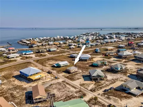 106 Ryan Ct, Dauphin Island, AL 36528