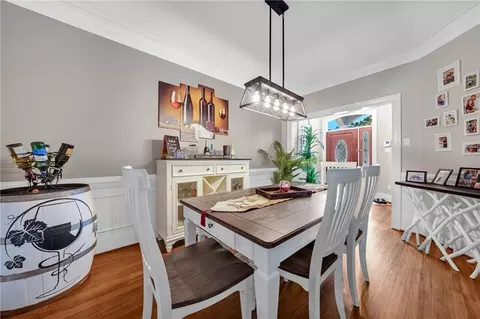 Dining - 718 Natchez Trail Ct, Mobile, AL 36609 photo 1 of 3