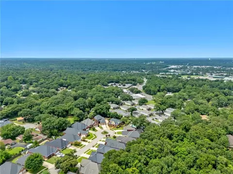 View/Area - 718 Natchez Trail Ct, Mobile, AL 36609 photo 5 of 16
