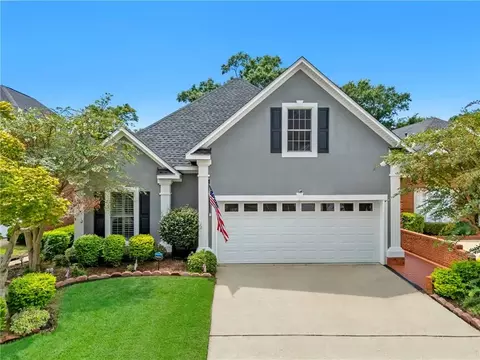 718 Natchez Trail Ct, Mobile, AL 36609