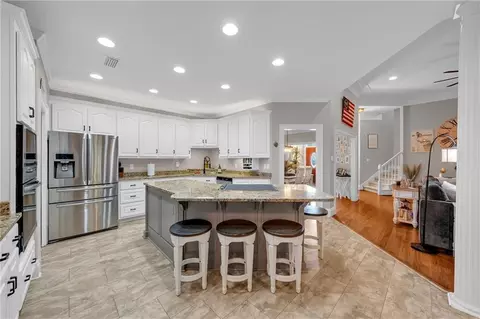 Kitchen - 718 Natchez Trail Ct, Mobile, AL 36609 photo 1 of 3