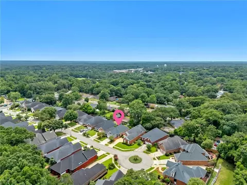 View/Area - 718 Natchez Trail Ct, Mobile, AL 36609 photo 8 of 16