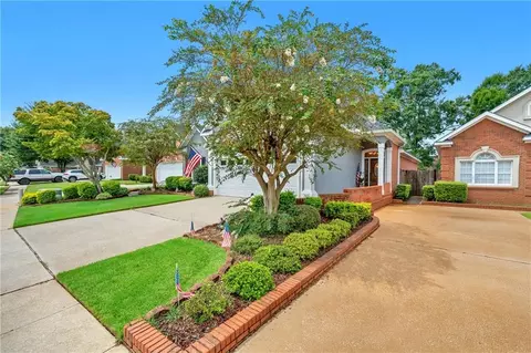 Exterior - 718 Natchez Trail Ct, Mobile, AL 36609 photo 8 of 18