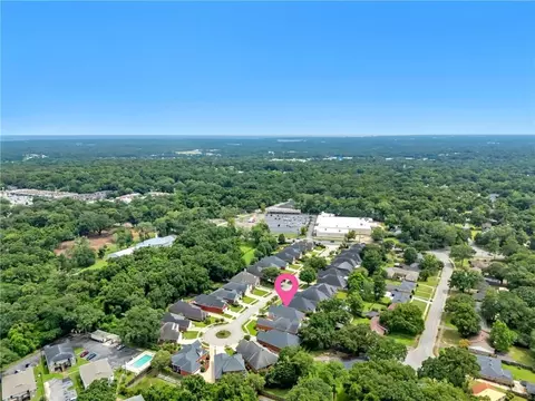 View/Area - 718 Natchez Trail Ct, Mobile, AL 36609 photo 10 of 16