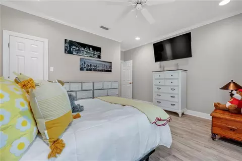 Bedroom - 718 Natchez Trail Ct, Mobile, AL 36609 photo 2 of 6