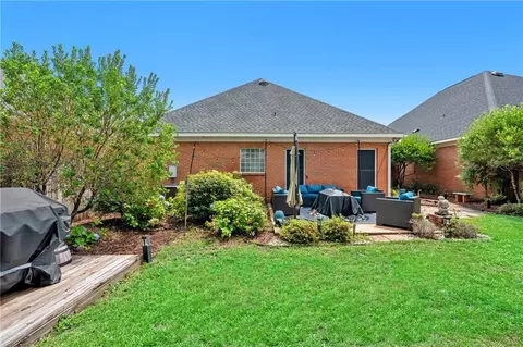 Exterior - 718 Natchez Trail Ct, Mobile, AL 36609 photo 12 of 18
