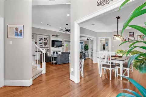 Entry Way - 718 Natchez Trail Ct, Mobile, AL 36609 photo 2 of 2