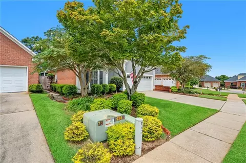 Exterior - 718 Natchez Trail Ct, Mobile, AL 36609 photo 5 of 18