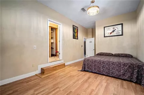 Bedroom - 1151 Navco Rd, Mobile, AL 36605 photo 4 of 5