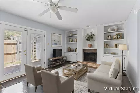 Living - 2901 Grant St #304, Mobile, AL 36606 photo 2 of 10