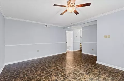 Living - 2901 Grant St #304, Mobile, AL 36606 photo 10 of 10