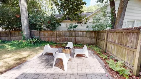 Exterior - 54 Williams Ct, Mobile, AL 36606 photo 5 of 7