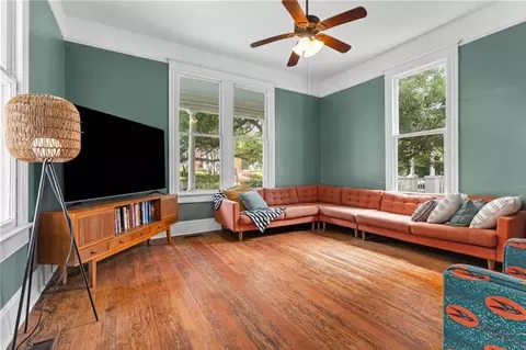 Living - 1508 Dauphin St, Mobile, AL 36604 photo 2 of 3