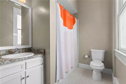 Bath - 1508 Dauphin St, Mobile, AL 36604 photo 3 of 3