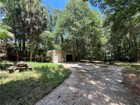Exterior - 317 Bomar Pl, Mobile, AL 36609 photo 8 of 10