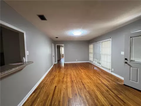 Living - 317 Bomar Pl, Mobile, AL 36609 photo 6 of 7