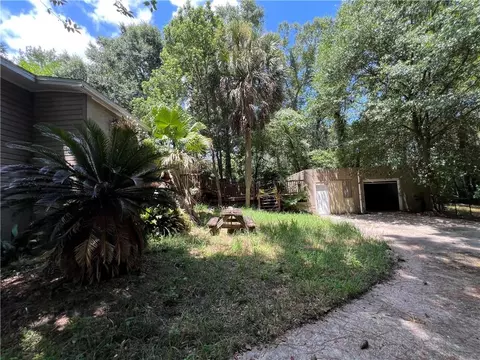 Exterior - 317 Bomar Pl, Mobile, AL 36609 photo 7 of 10