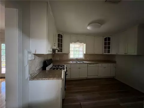 Kitchen - 317 Bomar Pl, Mobile, AL 36609 photo 1 of 3