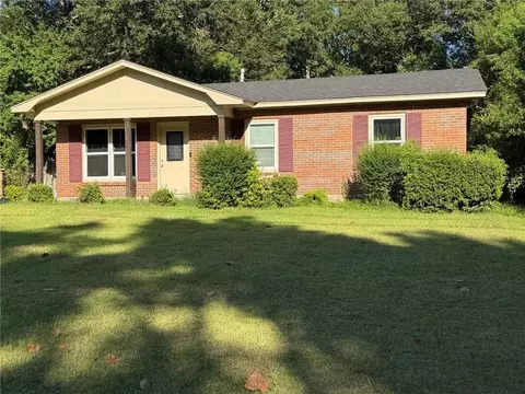 1725 Harbor Dr E, Mobile, AL 36605 photo 2