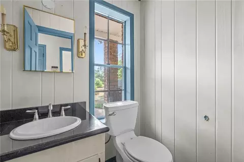 Bath - 4167 Skywood Ln, Mobile, AL 36693 photo 1 of 3