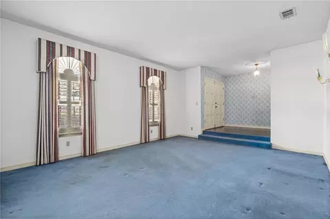 Living - 4167 Skywood Ln, Mobile, AL 36693 photo 2 of 4