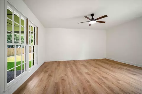 Living - 301 Indian Creek Dr E, Mobile, AL 36607 photo 7 of 7