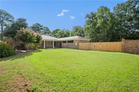 Exterior - 301 Indian Creek Dr E, Mobile, AL 36607 photo 4 of 6