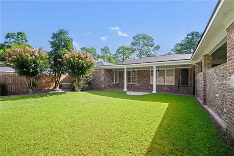 Exterior - 301 Indian Creek Dr E, Mobile, AL 36607 photo 3 of 6