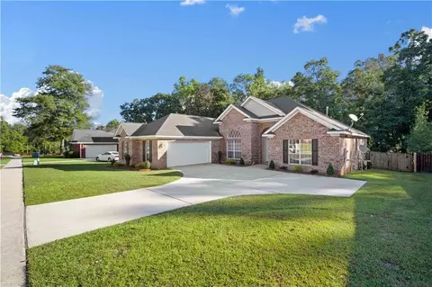 Exterior - 1675 Stonebridge Ct, Mobile, AL 36695 photo 2 of 5