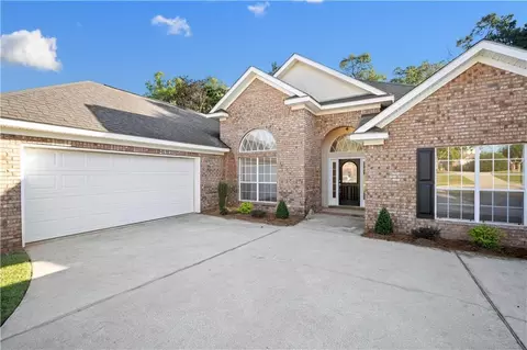 Exterior - 1675 Stonebridge Ct, Mobile, AL 36695 photo 3 of 5