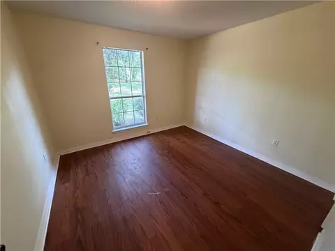 Bedroom - 1075 Salco Rd W, Axis, AL 36505 photo 2 of 3