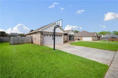 Exterior - 8119 Vane Ct, Theodore, AL 36582 photo 3 of 6