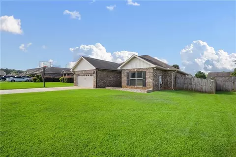 Exterior - 8119 Vane Ct, Theodore, AL 36582 photo 2 of 6