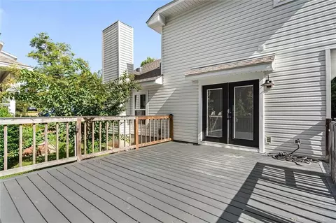 Exterior - 6433 Cedar Bend Ct # -E, Mobile, AL 36608 photo 3 of 6