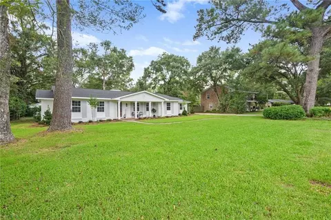Exterior - 3811 Claridge Rd N, Mobile, AL 36608 photo 2 of 14