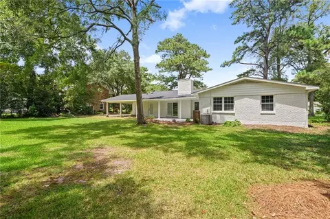 Exterior - 3811 Claridge Rd N, Mobile, AL 36608 photo 10 of 14