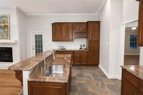 Kitchen - 7321 Bridgemill Dr, Mobile, AL 36619 photo 2 of 4