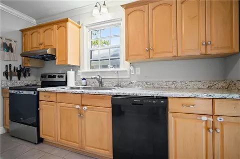 Kitchen - 6 Kirby St, Mobile, AL 36607 photo 1 of 2