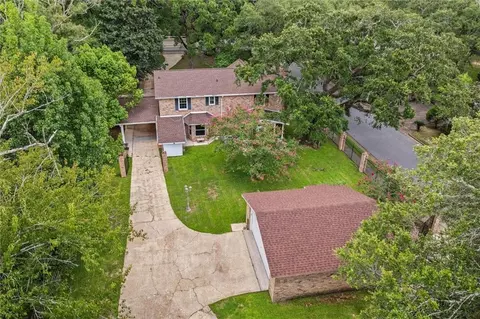 View/Area - 906 Azalea Rd, Mobile, AL 36693 photo 2 of 11