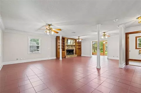 Living - 906 Azalea Rd, Mobile, AL 36693 photo 1 of 5