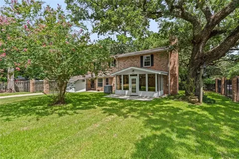 Exterior - 906 Azalea Rd, Mobile, AL 36693 photo 4 of 6