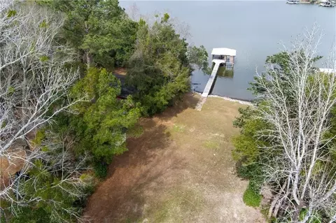View/Area - 3002 Bryant Rd, Mobile, AL 36605 photo 8 of 9