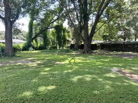 Exterior - 917 Dawes Rd, Mobile, AL 36695 photo 3 of 4