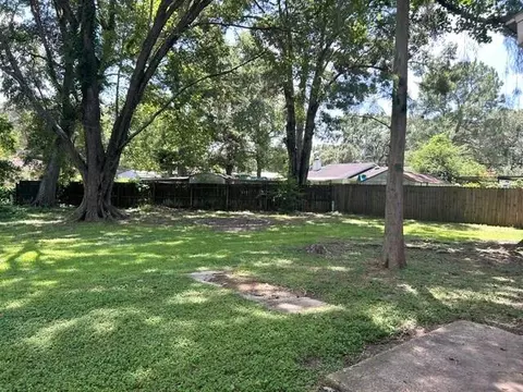 Exterior - 917 Dawes Rd, Mobile, AL 36695 photo 4 of 4