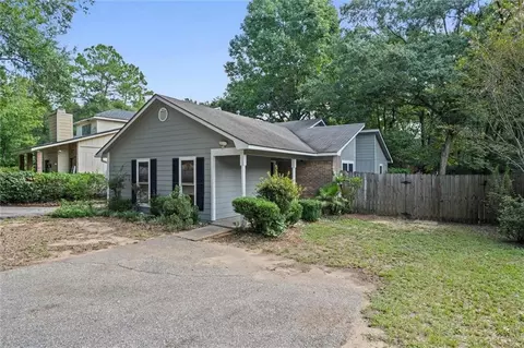 Exterior - 1805 Spring Brook Ct, Mobile, AL 36609 photo 2 of 5
