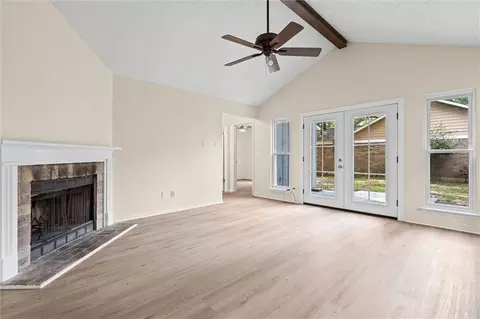 Living - 1805 Spring Brook Ct, Mobile, AL 36609 photo 3 of 3