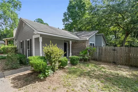 Exterior - 1805 Spring Brook Ct, Mobile, AL 36609 photo 3 of 5