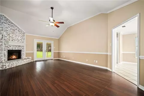 Living - 3014 Olde Gate Rd, Mobile, AL 36695 photo 1 of 3