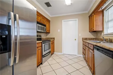 Kitchen - 3014 Olde Gate Rd, Mobile, AL 36695 photo 1 of 3