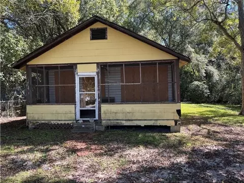 1705 Wolf Ridge Rd, Whistler, AL 36612
